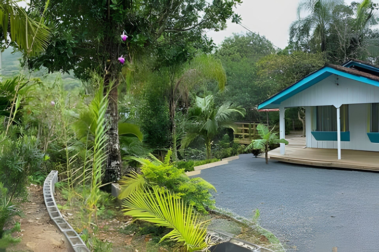 Property grounds 3, Villa dos Sonhos Vá de Caiaque Até o Mar, São Francisco do Sul