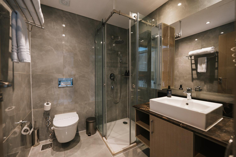 Bathroom 4, Porto Marina Resort & Spa, Al-Hammam