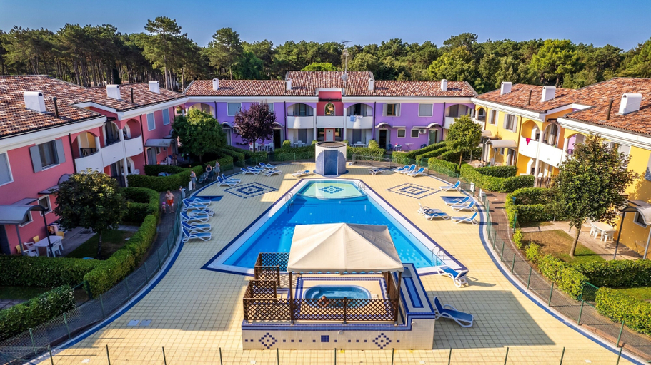 Pool 2, Bright Apartment With Swimming Pool, Venezia
