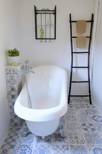 Bathroom 5, Riad Hua Hin Hotel, Hua Hin