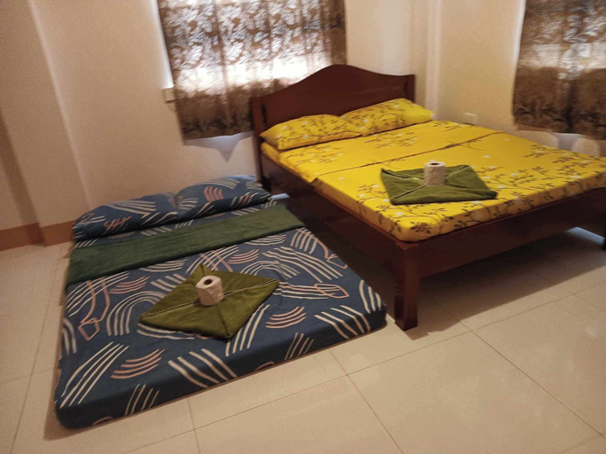 Others 5, Room-aremen Transient, the no Hassle and, San Juan