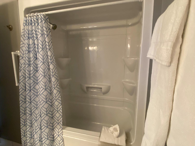 Bathroom 3, The Lakes at Ben Eoin Golf Club & Resort, Cape Breton