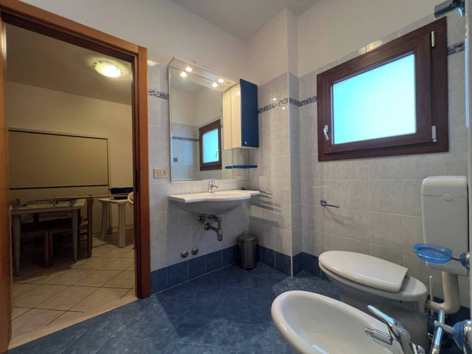 Bathroom 2, Seaside Studio for 4 People in Bibione - Beahost, Venezia