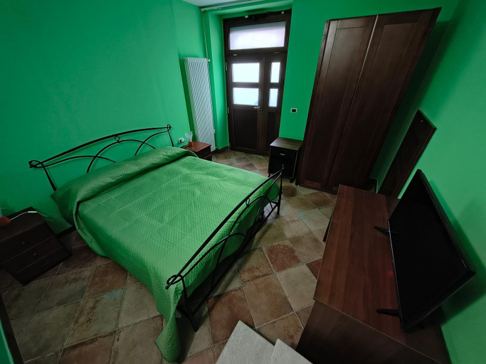 Bedroom 2, Avalon, Benevento