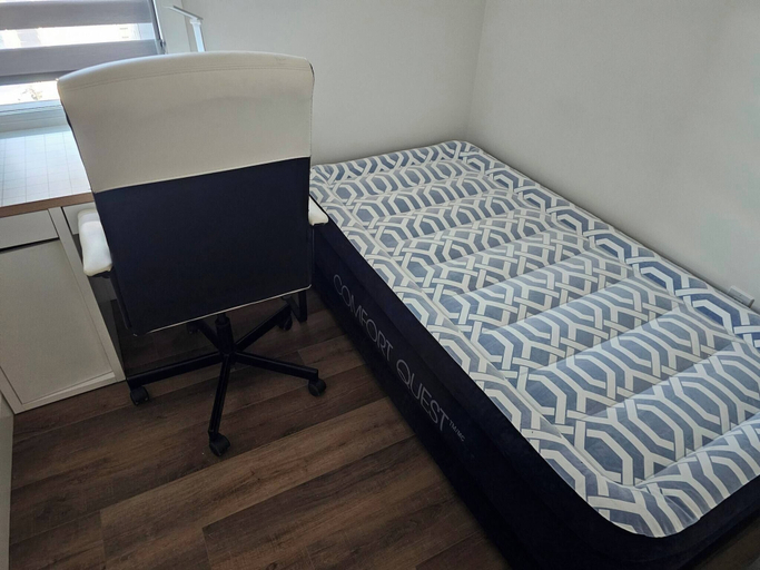 Room 3, Brown Family Vacation Home - 4 Bedrooms- 3 baths, Division No. 11