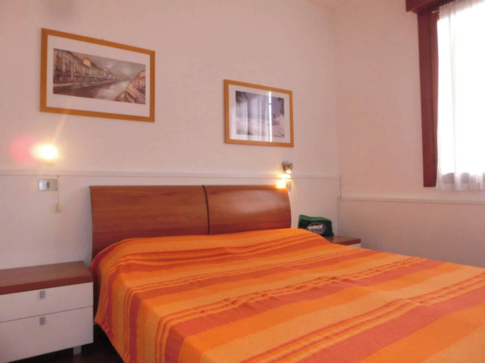 Others 5, Cozy Flat in Residence With Swimming Pools, Venezia
