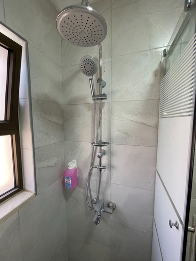 Bathroom 5, This Special Place Boasts an Unbeatable Location, Amman