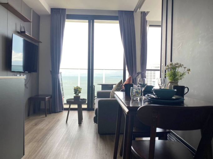 Dining room, Sea View High Floor - Breathtaking Views, Pattaya