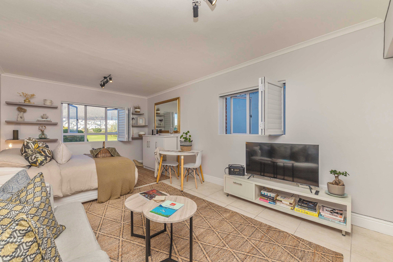 Others 4, Mouille Point Studio Including Welcome Basket, City of Cape Town
