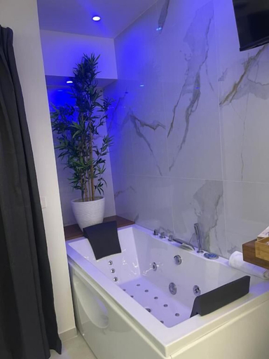 Others 3, MARIDDA-experience rooms-, Messina