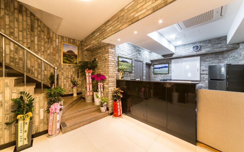 Others 5, Goyang (Jugyo) Luxe, Goyang