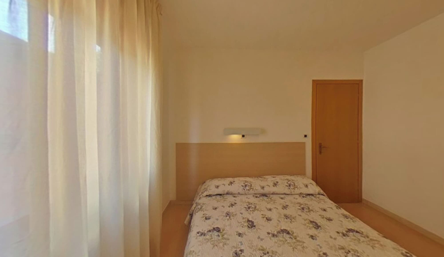 Room 3, Practical Accommodation Just Steps From the sea, Udine