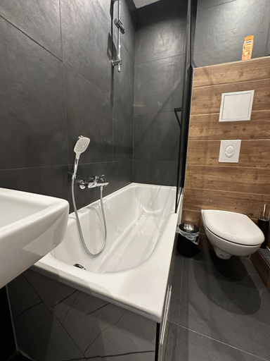 Bathroom 3, Apartmenthaus Zeuthen 2, Dahme-Spreewald