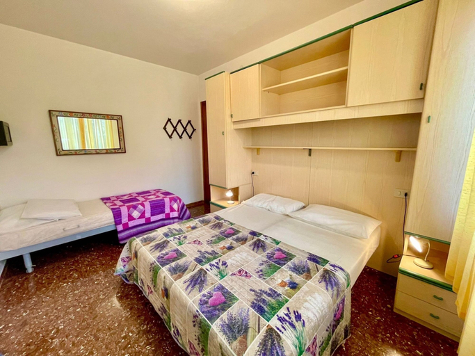 Bedroom 4, Seaside Villa Surrounded by a Garden, Venezia