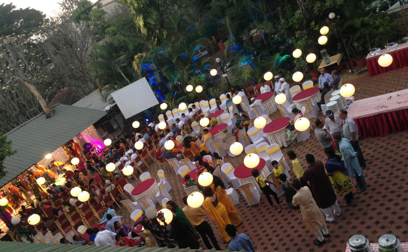 Food & Drinks, Hotel Woodland Kolhapur, Kolhapur