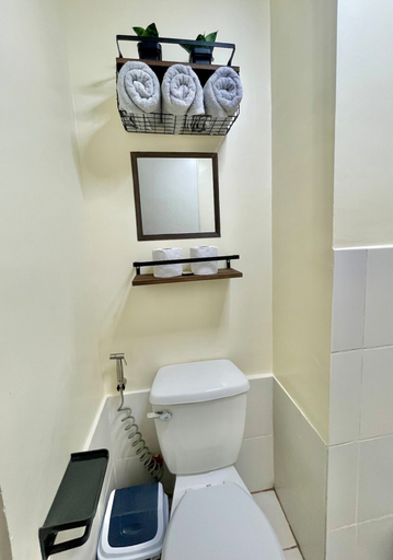 Bathroom 3, Urban Deca Tower Mandaluyong-Cozy Stay, Mandaluyong