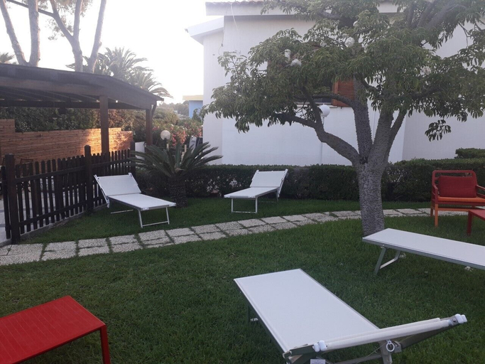Others 5, Trilocale In Villa Con Piscina - Clima E Wi-fi, Syracuse
