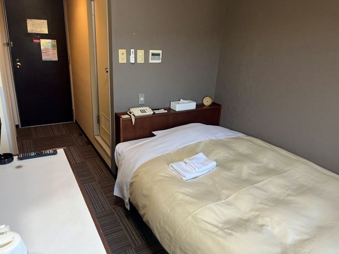 Bedroom 4, Hotel Crown Hills Nakamura, Shimanto City