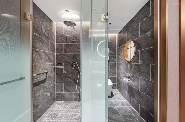 Bathroom 2, Palace Hotels, Beijing