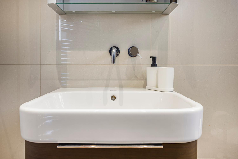 3, Fitzrovia Apartments 3BR Sleeps 12 Oxford-2, London