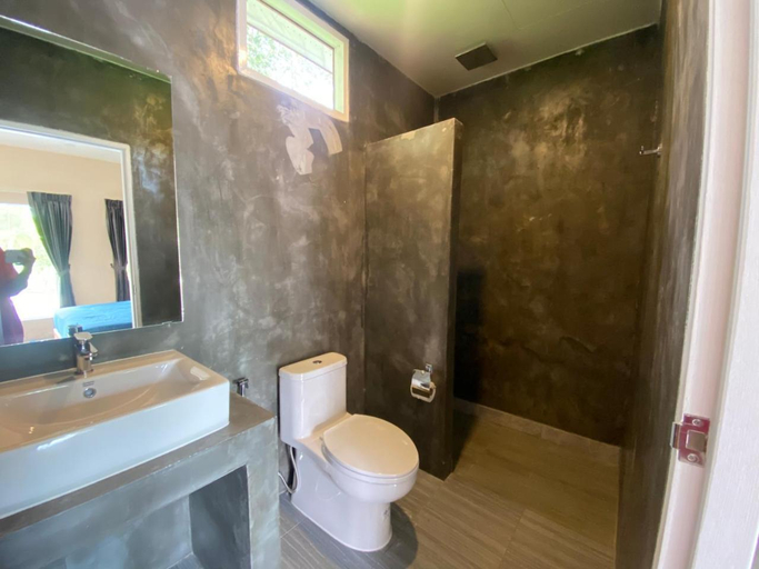 Bathroom 3, Kohyao Non Bay, Ko Yao District