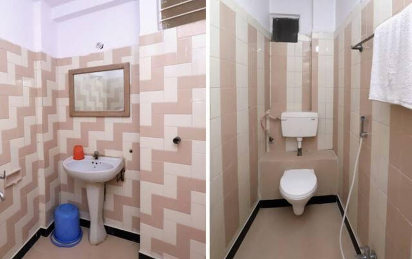 Bathroom 3, Fabhotel Devpriya, Aurangabad