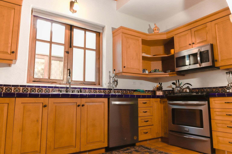 Private kitchen 4, Family Paradise Spacious 3BR Loreto Home · Steps From the Community Pool, Comondú