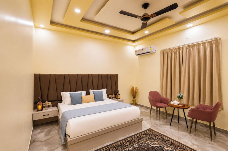 Room 3, Alaya Stays Gold Palm Resort, Jaipur
