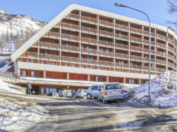 Exterior, La Grand'Ourse, Aosta