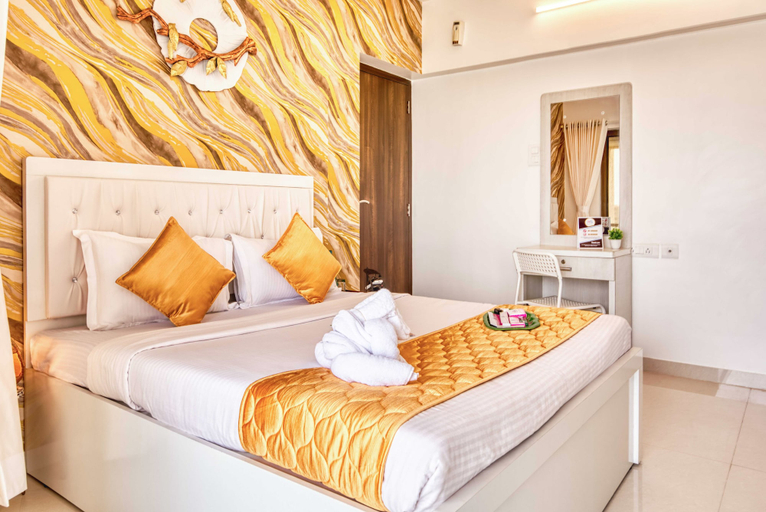 Room 3, Santacruz Homesuites - Gagal Home, Mumbai Suburban