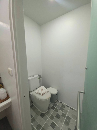 Bathroom 4, The Nice Patong Hotel, Phuket Island