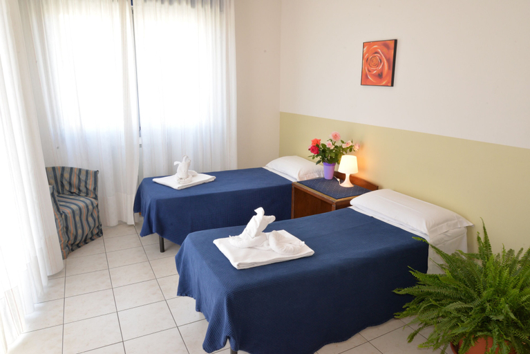Others 4, Room-two-room Apartment, Arezzo