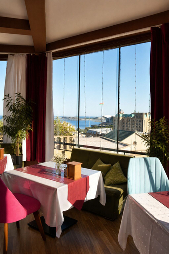 Restaurant 3, Old Town Hotel, Baku