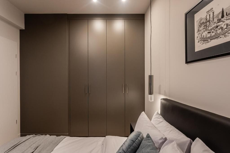 Others 5, Au Piree by Calon, Attica