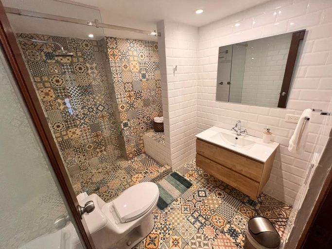 Bathroom 3, Luxury Oasis in Panama's Casco Viejo, Panamá