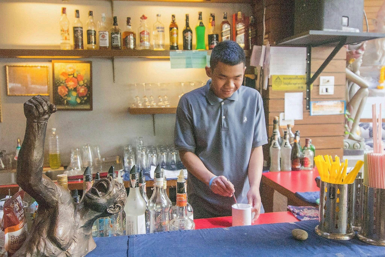 Food & Drinks 5, Villa Cha-Cha Khaosan Rambuttri, Phra Nakhon