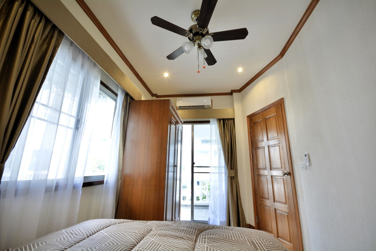 Room 3, Spacious Corner 1-bedroom Condo With 2 Balconies - Baan Suan Lalana, Pattaya
