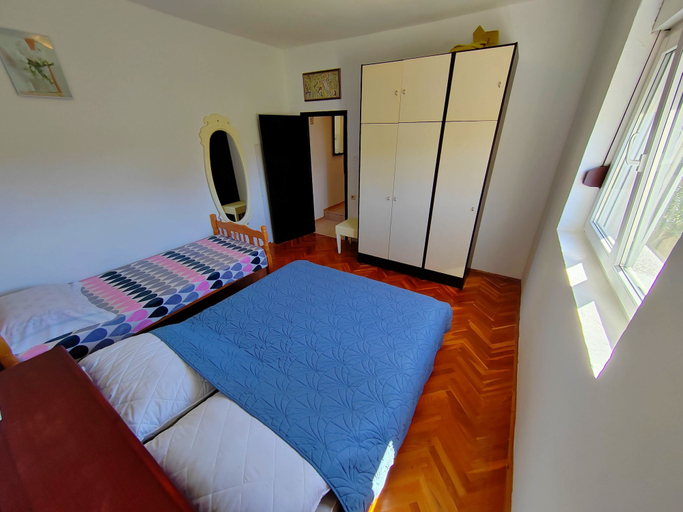 Room 5, Poncho Apartment Close to Center, Novalja