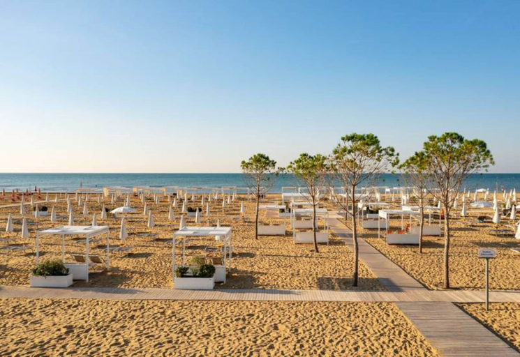 Beach 5, Flat With Parking Only 100m From the Beach, Venezia