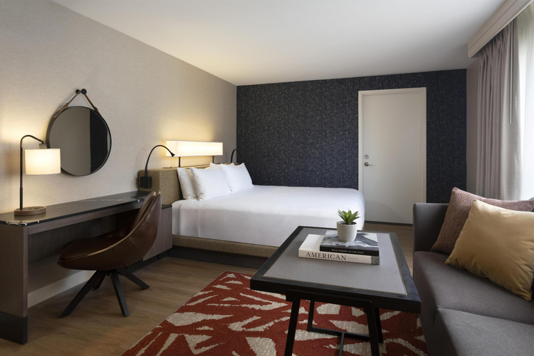 Bedroom 4, Hyatt Regency San Antonio Riverwalk, Bexar