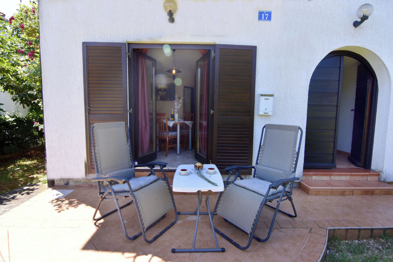Terrace/patio 2, Cozy Studio With Garden Terrace in Zambratija, Umag