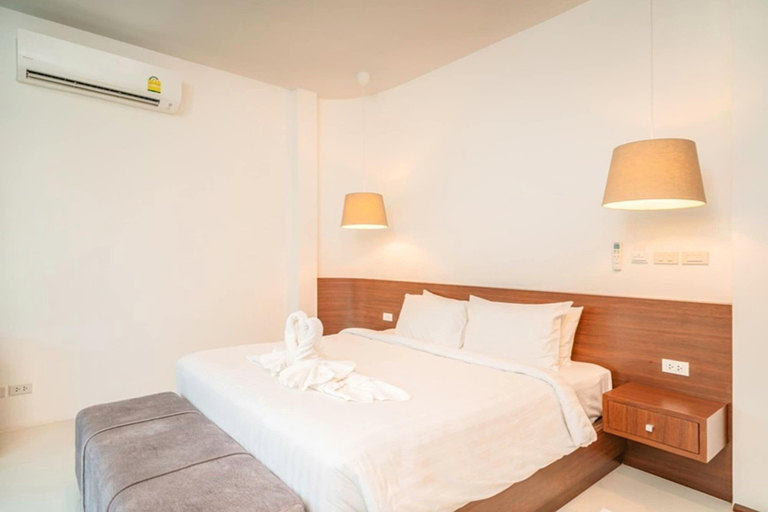 Bedroom 2, Resto Sea Resort, Bang Saphan