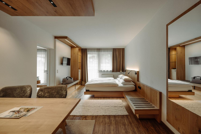 Bedroom 2, Dips&Drops - Hotel · Sports · Spa · Restaurants, Sankt Johann im Pongau