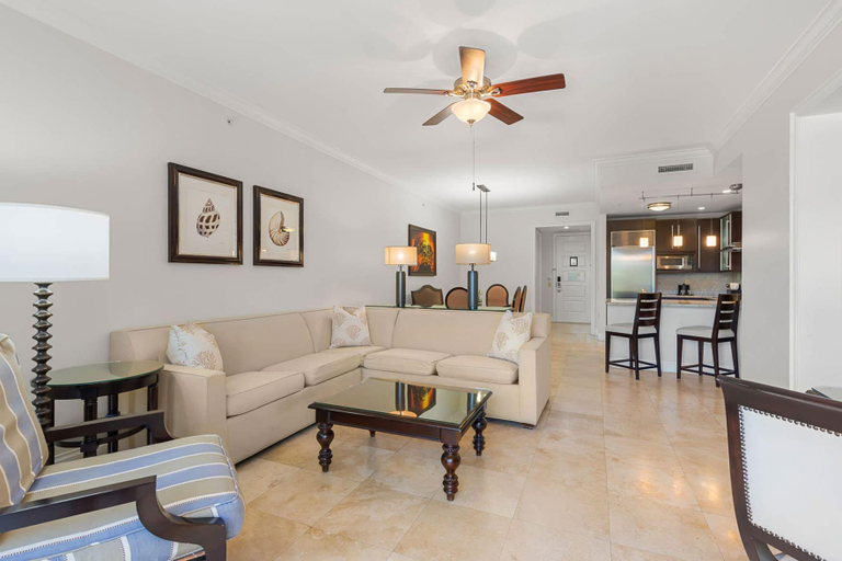 3, Resort View 2BR Residence, Monroe