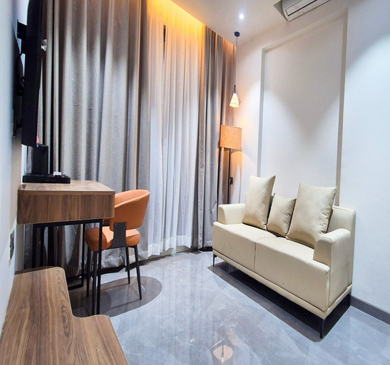 Living room 1, Standard King Roompalette Fairmont Gonda, Gonda