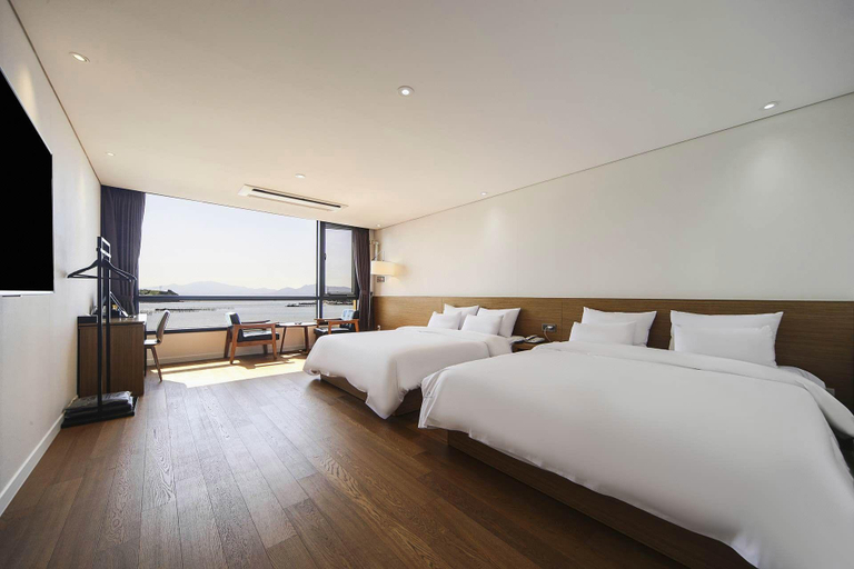 Bedroom 4, Sacheon Rubens Hotel, Sacheon