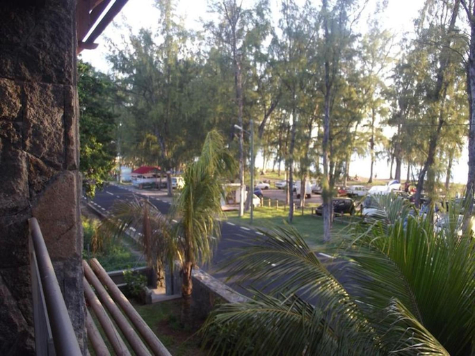 Others 5, West Terraces Residence No 5 With Seafront Beachfront License No 13516, Black River