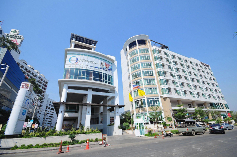 Exterior & Views 1, Park Village Serviced Suites, Bang Khun Thian