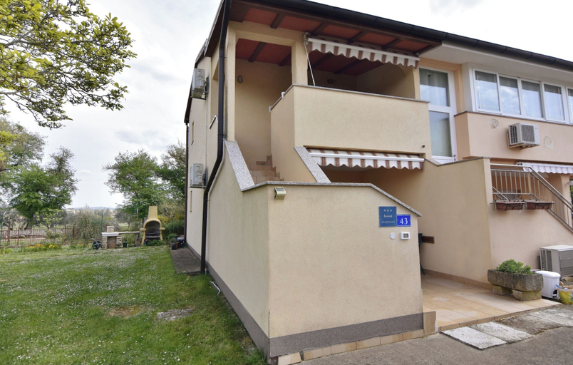 Exterior 5, Peaceful Studio in Šćavonija, Umag
