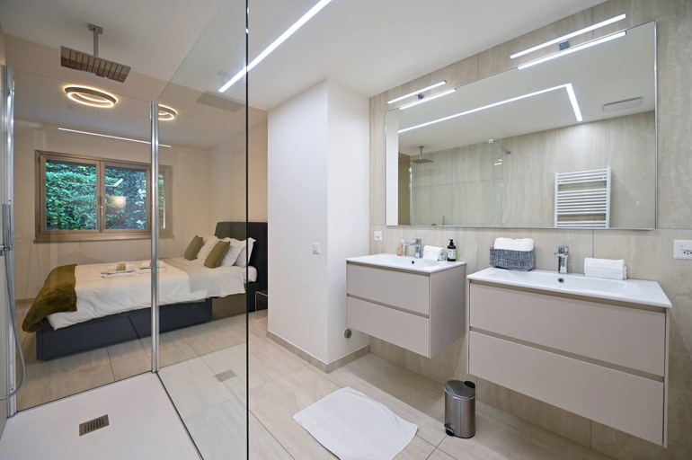 Bathroom 5, Serenity Lakefront 2 Bedrooms Retreat in Lugano, Lugano